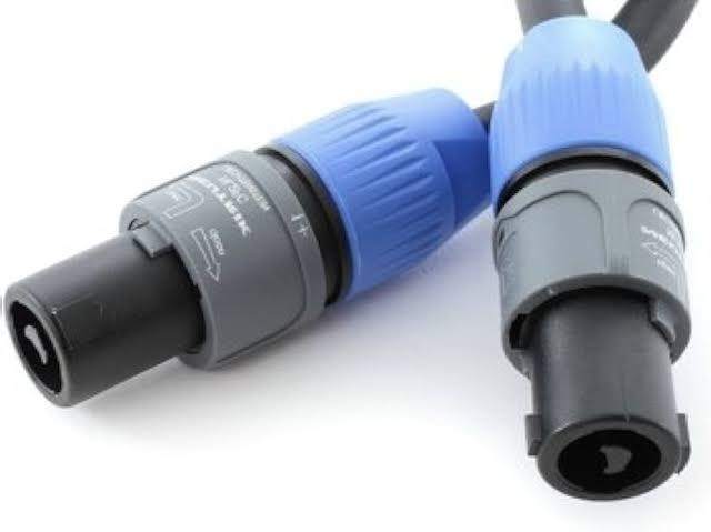 Speaker cable with speakon connecters